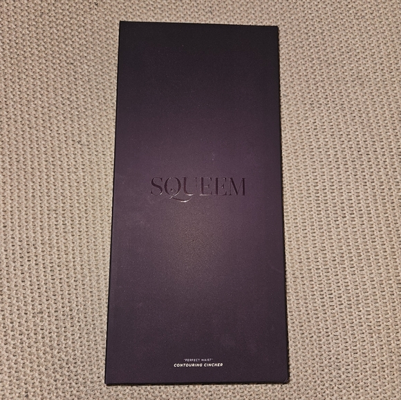 Contouring cincher - Picture 2 of 6